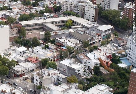 Aerial view of the lyceum Juan Zorrilla de San Martín - Department of Montevideo - URUGUAY. Foto No. 65769
