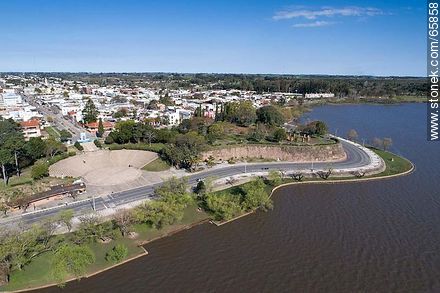 Aerial photo of the Uruguay River, rambla Cuervo and Avenida 18 de Julio - Rio Negro - URUGUAY. Photo #65858