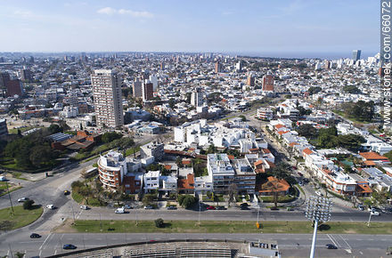 Aerial view of Alfredo Navarro and Ricaldoni avenues - Department of Montevideo - URUGUAY. Foto No. 66072