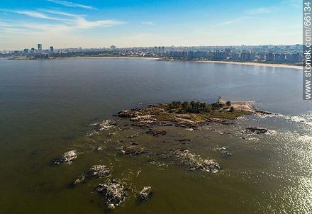 Foto aérea de la Isla de las Gaviotas - Departamento de Montevideo - URUGUAY. Foto No. 66134