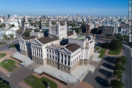 Aerial view of Palacio Legislativo - Department of Montevideo - URUGUAY. Foto No. 66110