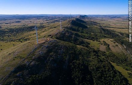 Aerial photo of wind power mills of UTE in the Sierra de Carapé - Department of Maldonado - URUGUAY. Foto No. 66163