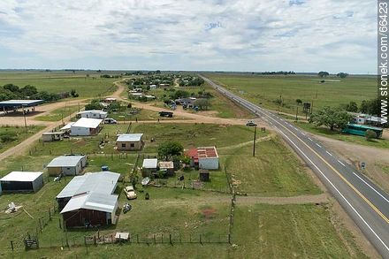 Aerial view of the village of Masoller on route 30. Departmental boundaries between Rivera, Salto and Artigas. - Department of Rivera - URUGUAY. Photo #66423