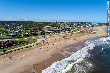 Vista aérea de las playas de Manantiales y Punta Piedras - Punta del Este y balnearios cercanos - URUGUAY. Foto No. 67061