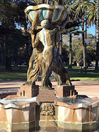 Fountain of the Athletes - Department of Montevideo - URUGUAY. Photo #67851