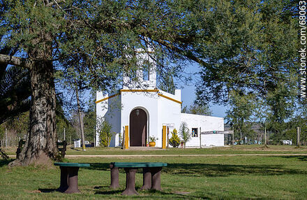 Chapel in front of the square - Department of Maldonado - URUGUAY. Photo #68063