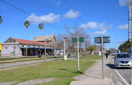 Estación de ferrocarril de San José transformada en centro educativo - Departamento de San José - URUGUAY. Foto No. 68272