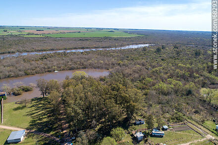 Santa Lucía River on the border with the department of San José - Department of Canelones - URUGUAY. Photo #68293