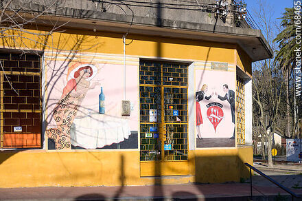 Murales con motivos de restaurante - Departamento de Florida - URUGUAY. Foto No. 68465