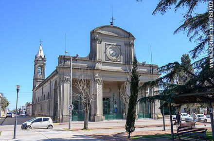 Parroquia San Juan Bautista - Departamento de Canelones - URUGUAY. Foto No. 68702