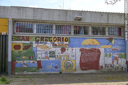 Mural en el liceo No. 2 - Departamento de Tacuarembó - URUGUAY. Foto No. 68881