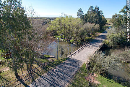 Vista aérea de la ruta 42. Puente sobre el arroyo Blanquillo - Departamento de Durazno - URUGUAY. Foto No. 69089