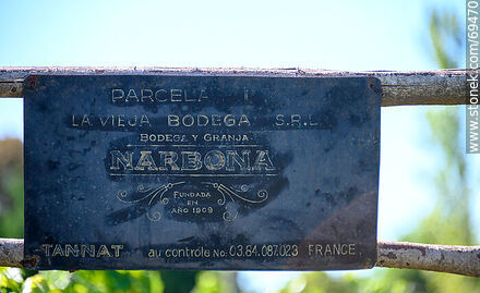Bodega y granja Narbona - Departamento de Colonia - URUGUAY. Foto No. 69470