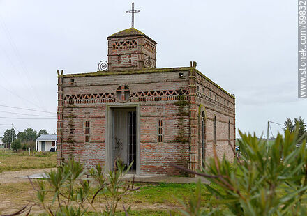 Jesuit chapel at the junction of routes 6 and 56 - Department of Florida - URUGUAY. Photo #69832