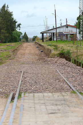 Former Juanicó station turned into housing - Department of Canelones - URUGUAY. Photo #69866