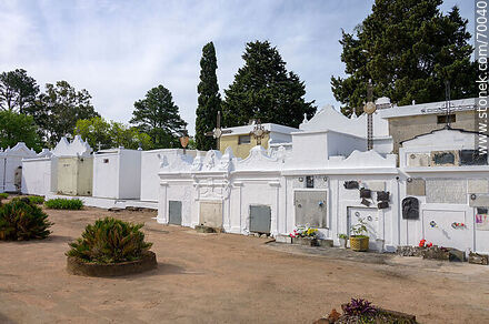 Cemetery. Crypts - Department of Treinta y Tres - URUGUAY. Photo #70040