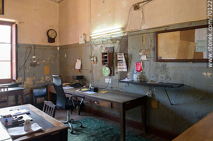 Old offices at the Treinta y Tres train station - Department of Treinta y Tres - URUGUAY. Photo #70122