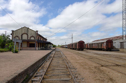 Treinta y Tres Railway Station - Department of Treinta y Tres - URUGUAY. Photo #70109