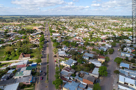 Vista aérea del Bulevar Aparicio Saravia - Departamento de Treinta y Tres - URUGUAY. Foto No. 70177