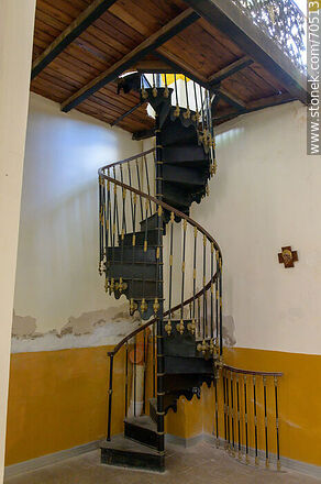 Interior of the church. Spiral staircase - Department of Canelones - URUGUAY. Photo #70513