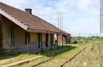 Antigua estación de ferrocarril de Montes - Departamento de Canelones - URUGUAY. Foto No. 70576