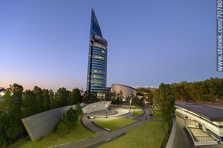 Torre de las Telecomunicaciones and its square at dusk - Department of Montevideo - URUGUAY. Photo #70780