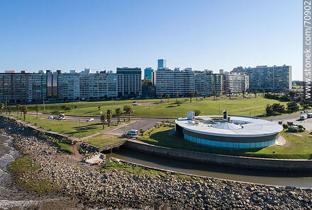 Aerial view of the Kibón promenade - Department of Montevideo - URUGUAY. Photo #70902