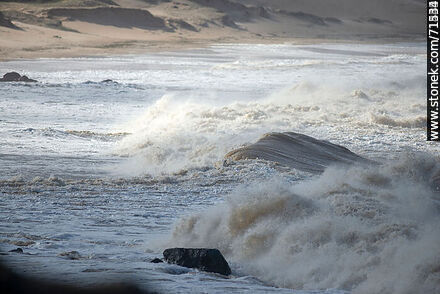 Surf with foam in turbid sea - Department of Maldonado - URUGUAY. Photo #71205