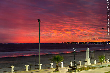 Reddish sunset in winter - Department of Maldonado - URUGUAY. Photo #71727