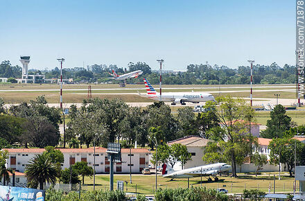 Air Base No. 1, former DC-3 / C-47 on display and Gol plane taking off - Department of Canelones - URUGUAY. Photo #71878