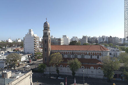 Punta Carretas Church. Tower, bell tower and dome - Department of Montevideo - URUGUAY. Photo #71931