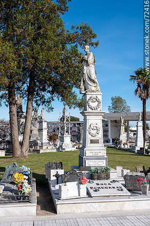 Cementerio de Florida - Departamento de Florida - URUGUAY. Foto No. 72416