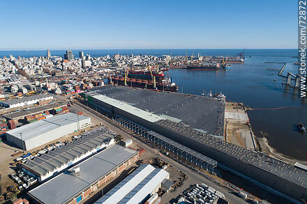 Muelle C ampliado para infraestructura de UPM - 2021 - Departamento de Montevideo - URUGUAY. Foto No. 72872