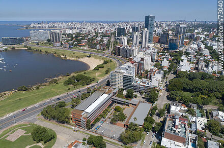 Vista aérea del Liceo Frances sobre la rambla Armenia, World Trade Center - Departamento de Montevideo - URUGUAY. Foto No. 73040