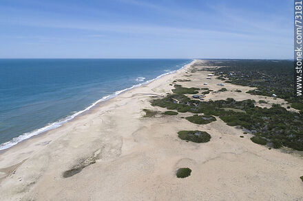 Vista aérea del balneario Oceanía del Polonio - Departamento de Rocha - URUGUAY. Foto No. 73181