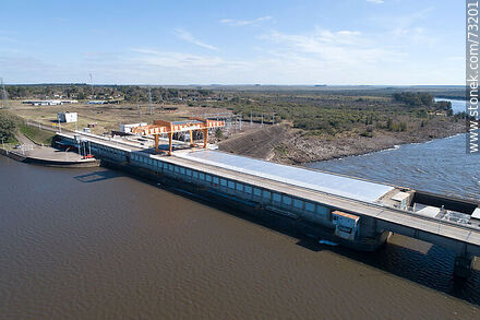 Aerial view of the Baygorria dam on the Negro river - Durazno - URUGUAY. Photo #73201