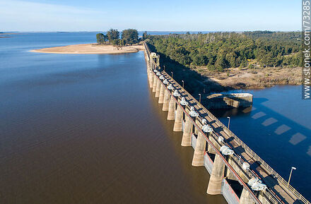 Rincón del Bonete Hydroelectric Dam - Tacuarembo - URUGUAY. Photo #73285