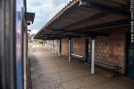 Vista de la estación de trenes de Rivera desde un motocar - Departamento de Rivera - URUGUAY. Foto No. 73515