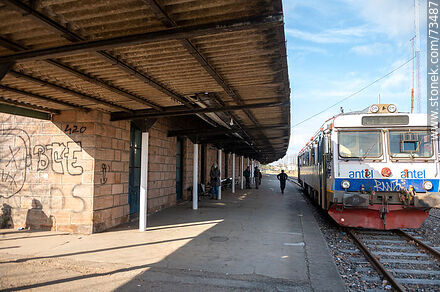 Estación de ferrocarriles de Rivera - Departamento de Rivera - URUGUAY. Foto No. 73487
