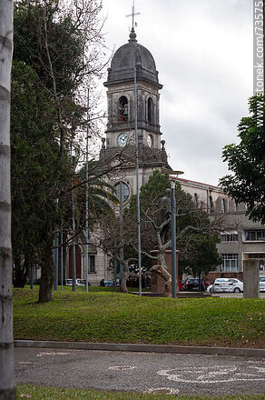 Parroquia de la Inmaculada Concepción - Departamento de Rivera - URUGUAY. Foto No. 73575