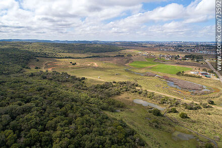 Vista aérea del parque Gran Bretaña - Departamento de Rivera - URUGUAY. Foto No. 73592
