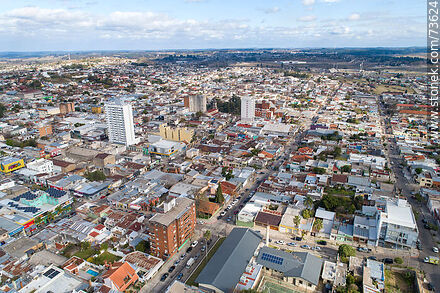 Vista aérea de las calles Uruguay y Rivera - Departamento de Rivera - URUGUAY. Foto No. 73624