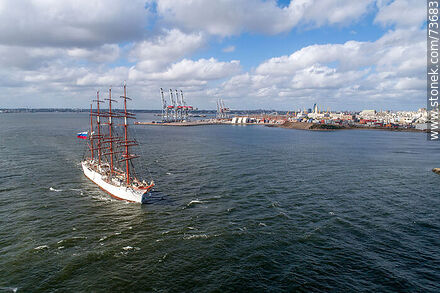 Aerial view of the Russian Navy training ship Sedov leaving the port of Montevideo (2020). - Department of Montevideo - URUGUAY. Photo #73683