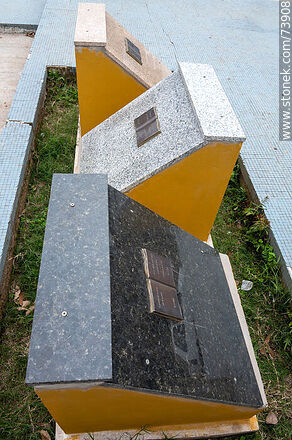 Monoliths with sentence on bronze plates as book pages - Department of Rivera - URUGUAY. Photo #73908