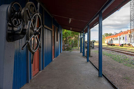 Antigua estación de tren - Departamento de Tacuarembó - URUGUAY. Foto No. 73945