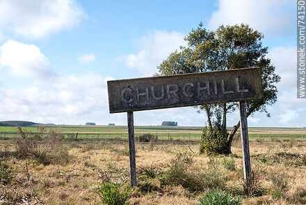 Antiguo cartel de la estación Churchill - Departamento de Tacuarembó - URUGUAY. Foto No. 74150