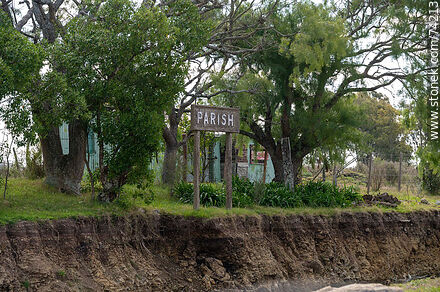 Almost all that remains of the Parish train station: the sign (2021) - Durazno - URUGUAY. Photo #74213