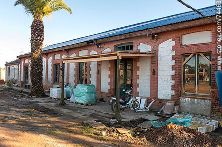 Old Melo train station in recycling (2021) - Department of Cerro Largo - URUGUAY. Photo #74463