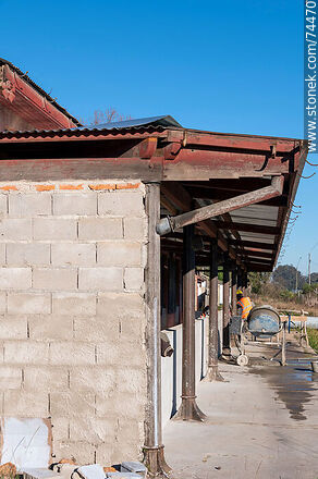 Old Melo train station in recycling (2021) - Department of Cerro Largo - URUGUAY. Photo #74470