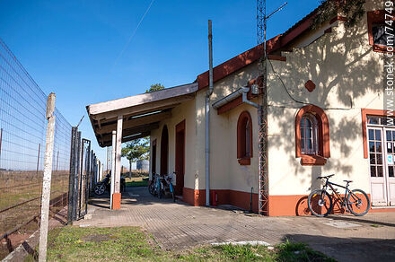 Train station turned into MEC Center - Department of Treinta y Tres - URUGUAY. Photo #74749